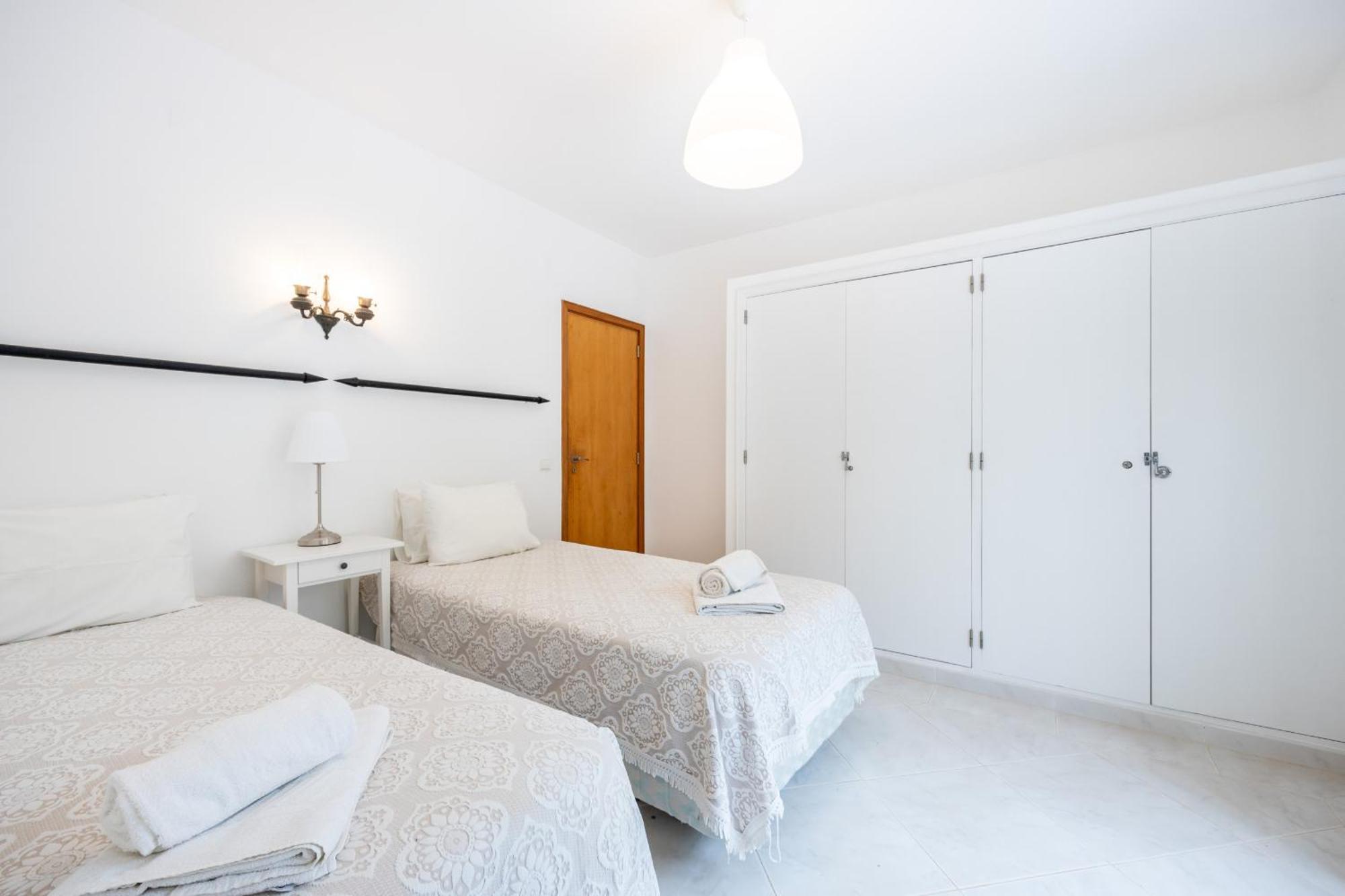 Coolhouses Algarve Lagos, 4 Bed Single-story House, Pool And Amazing Panoramic Views, Casa Fernanda Villa Lagos