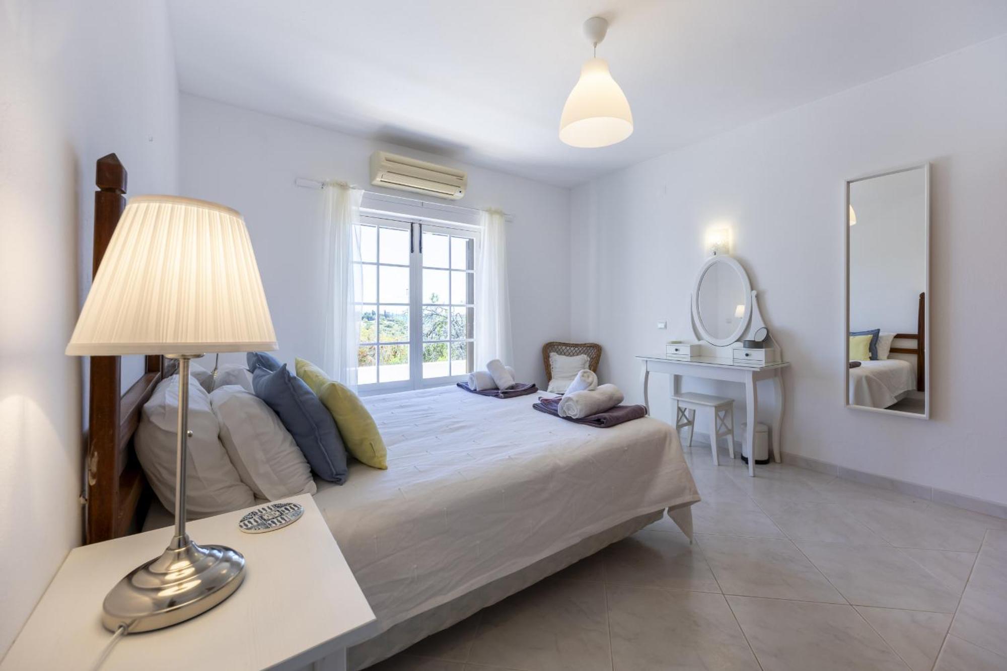 Coolhouses Algarve Lagos, 4 Bed Single-story House, Pool And Amazing Panoramic Views, Casa Fernanda