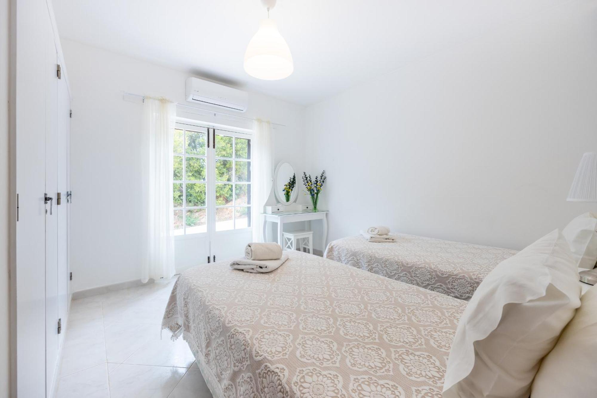 Coolhouses Algarve Lagos, 4 Bed Single-story House, Pool And Amazing Panoramic Views, Casa Fernanda Villa Lagos